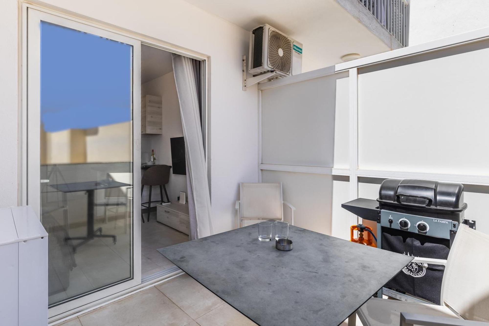 Kunsu'S Apartment 5 Min Walk From St Julians San Ġwann Esterno foto